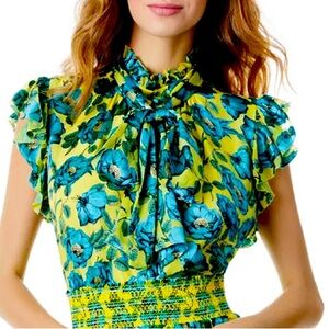 Alice+Olivia Jordana bow tie floral print blouse. Size S